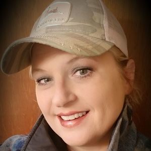 Meet your Posher, Jennie